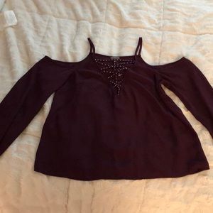 Open Shoulder Long Sleeved Shirt